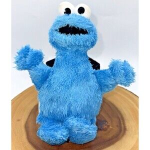 Hasbro Sesame Street Cookie Monster Plush 9” Stuffed Animal